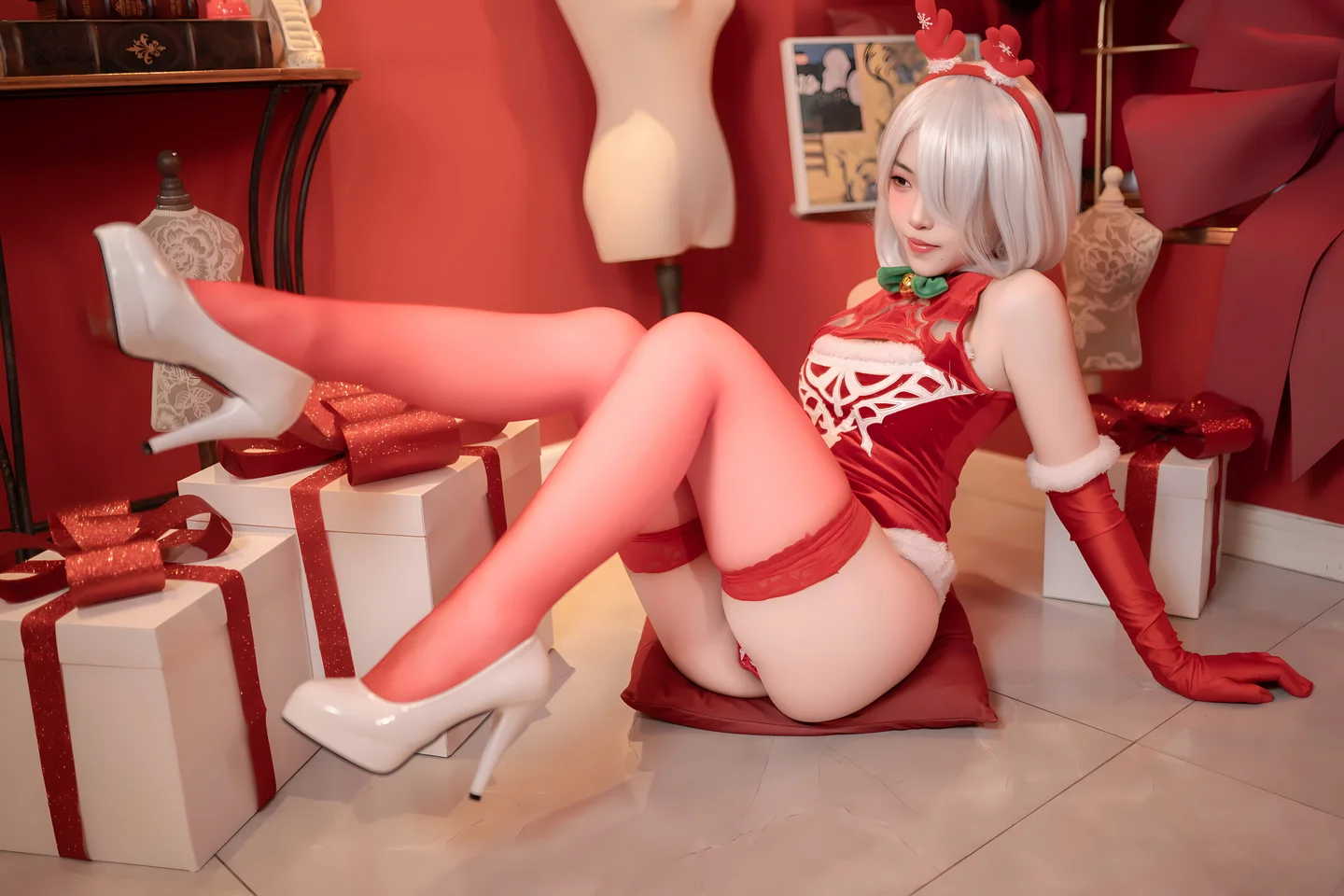 Bangni邦尼 - 圣诞尼尔 红裙御姐 [132P,3V-966MB] tg@simisebaisi 【丝足阁】072.webp